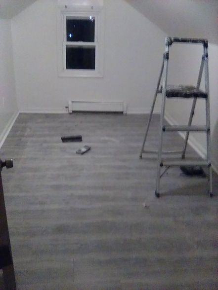 Building Photo - 132 Heald St