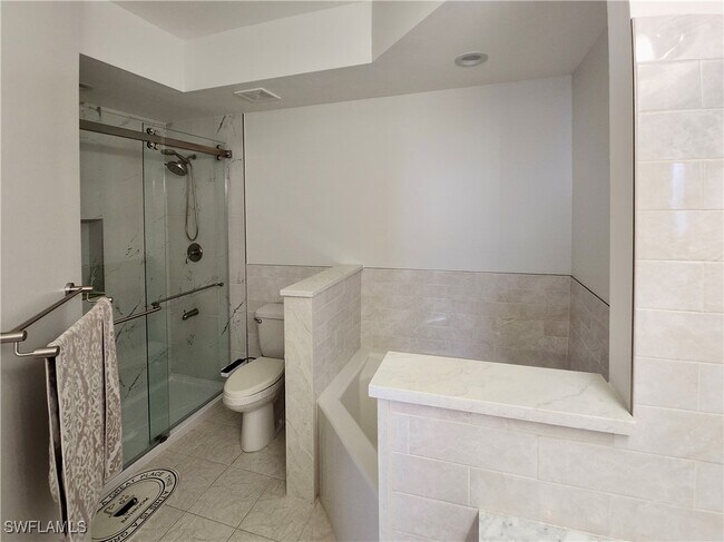 Building Photo - 1308 Mainsail Dr