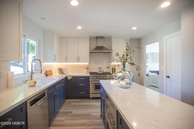 Building Photo - Beautiful Wine Country Home