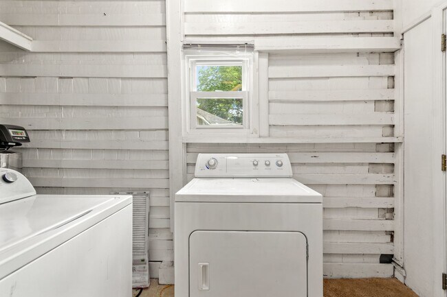 Building Photo - Single Family Norfolk Home