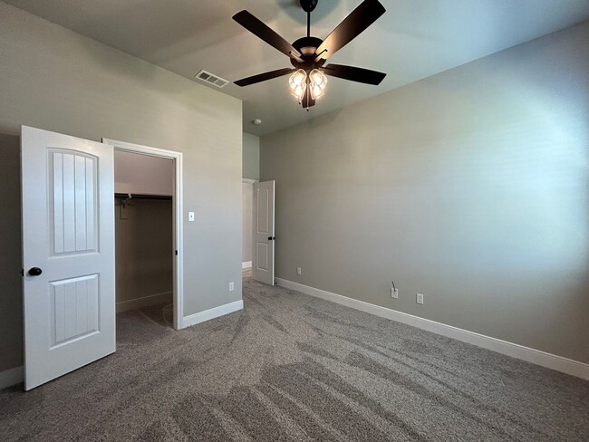 Building Photo - Azle Texas Homes For Rent "Azle ISD"