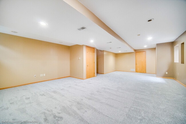 Building Photo - 17739 Peacock Ln