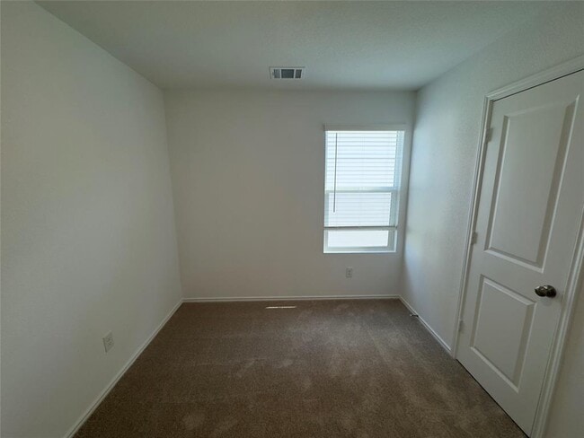 Building Photo - 60 Trinity Cir