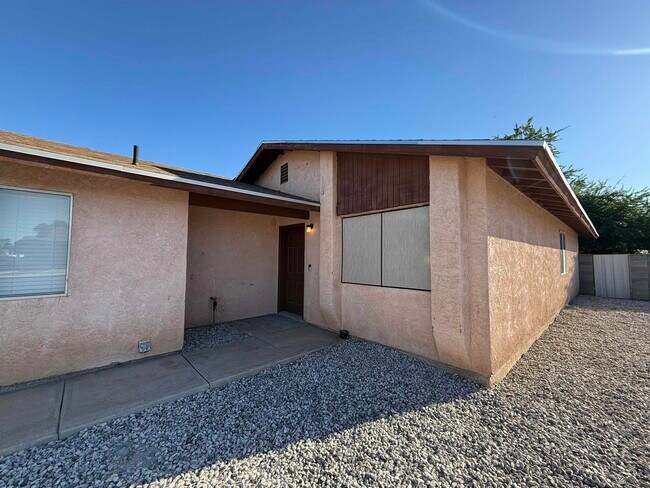 Building Photo - 1791 S 45th Dr