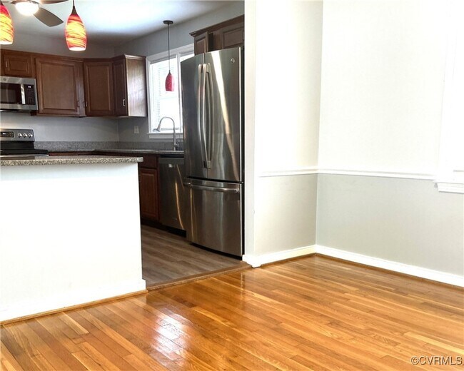 Building Photo - 1404 Stoneycreek Dr