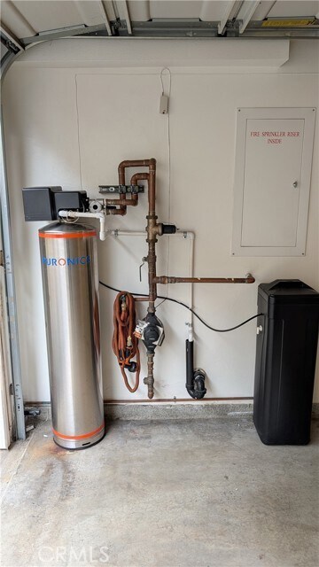 Building Photo - 26 Jenkins Dr