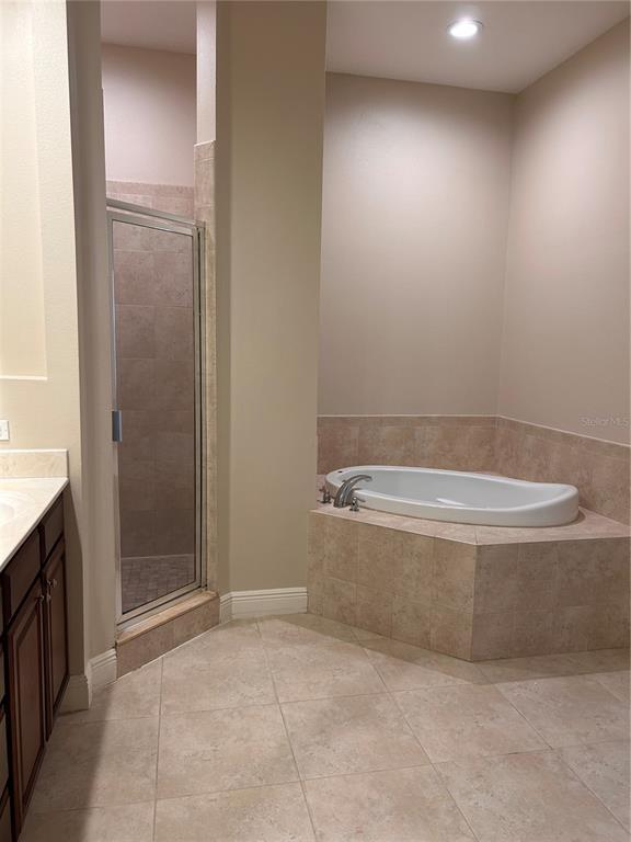 Building Photo - 1410 Lake Baldwin Ln