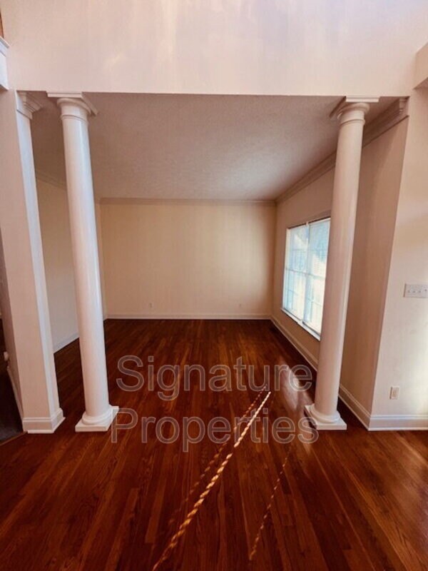 Building Photo - 5100 Beachmere Ct