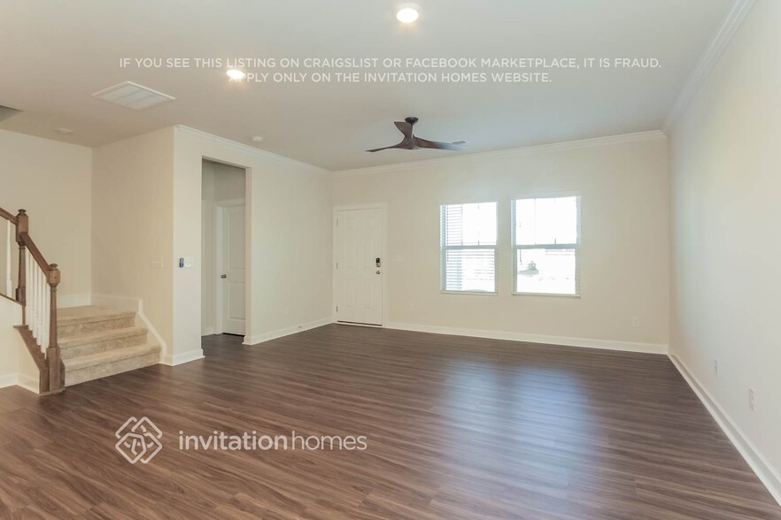 Building Photo - 11725 Mesquite Rd