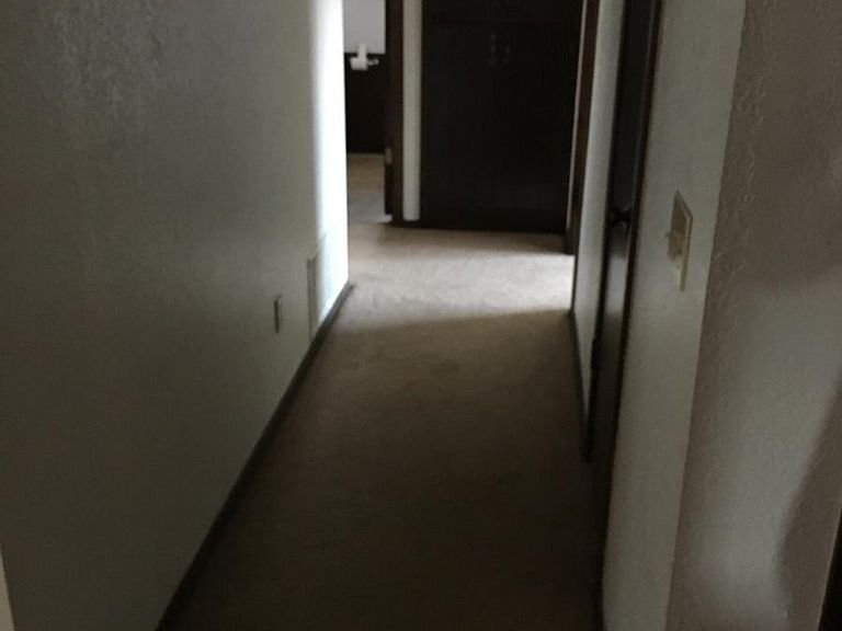 Building Photo - 908 Ranchoak Ct
