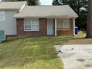 Building Photo - 1523 Pine Cone Ln NW