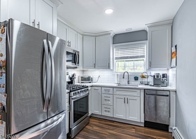 Building Photo - 320 South St