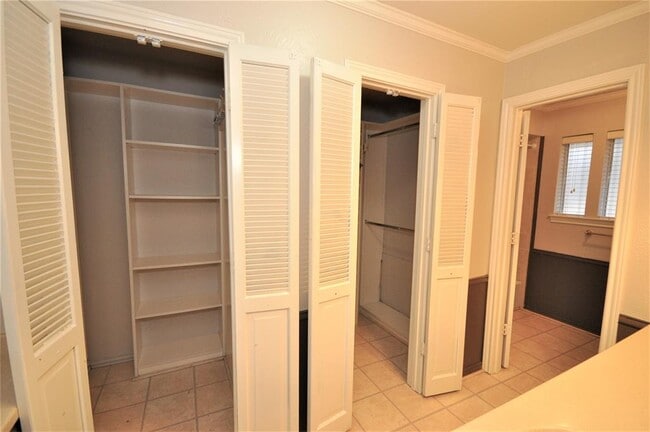 Building Photo - 1904 Papeete Dr