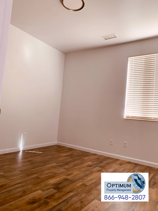 Building Photo - Beautiful 4 Bedroom, 2 Bathroom Single-Family Home in the Heart of Adelanto