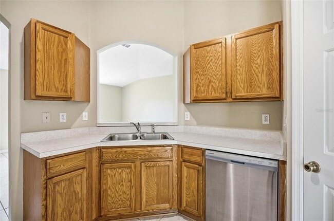 Building Photo - 106 La Mancha Dr