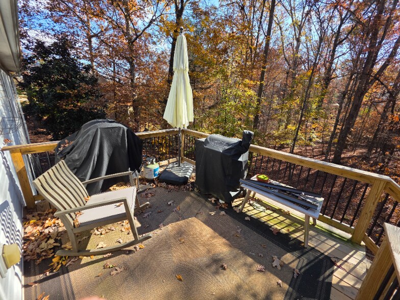 Building Photo - 3374 Royal Oaks Dr