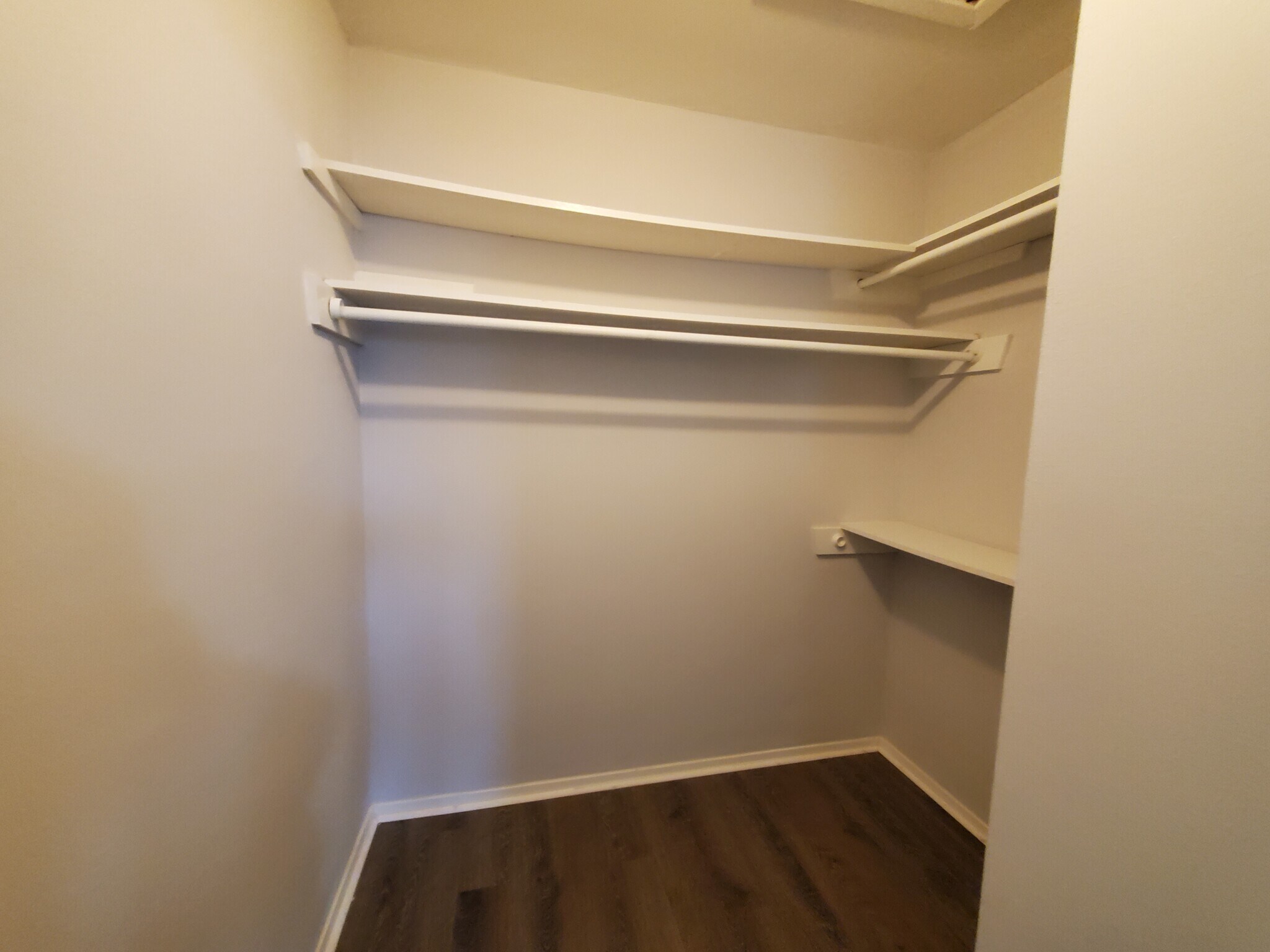 Building Photo - 6333 -6339 Granbury Rd,