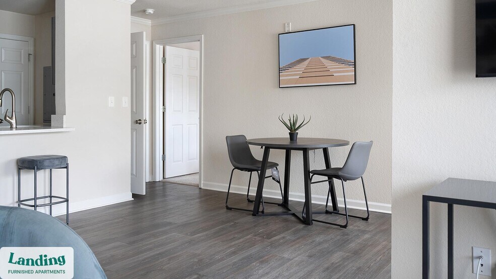 Building Photo - 210 Hillwood Blvd