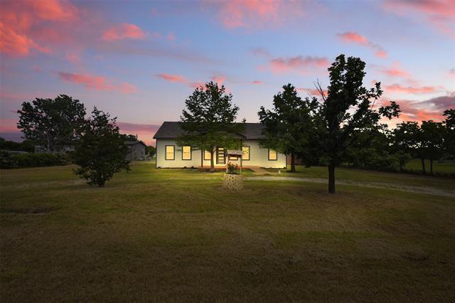 Building Photo - 9002 Breezy Rd