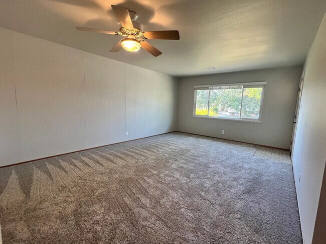 Building Photo - Prime San Jose Home with great backyard!