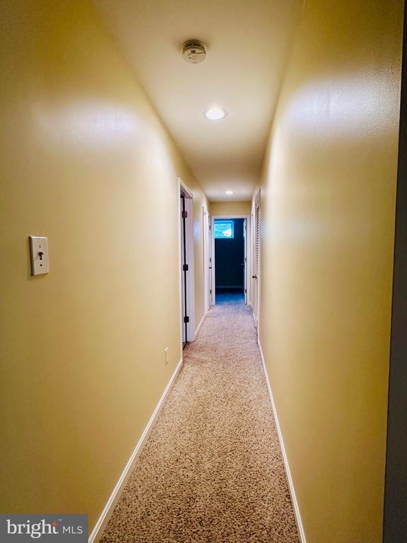 Building Photo - 6707 Grey Fox Dr