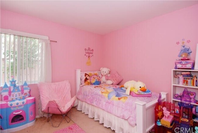 Building Photo - 27180 Frost Ct