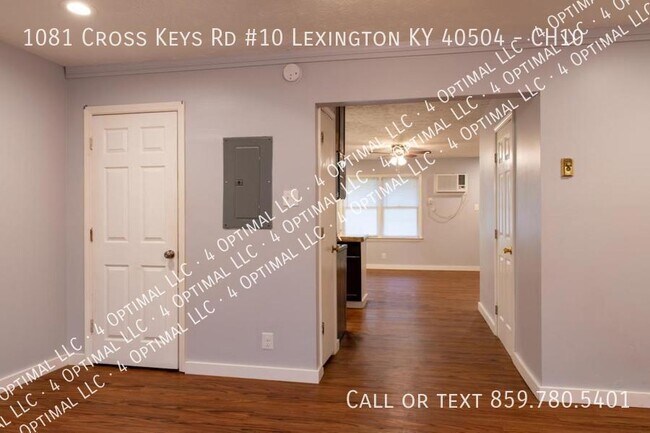 Building Photo - Carriage House, CH10