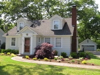 Building Photo - Country Charmer