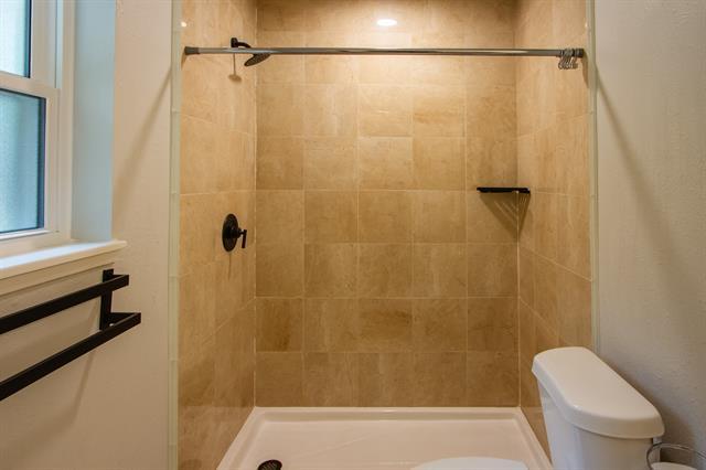 Building Photo - 1256 Golden Trophy Dr