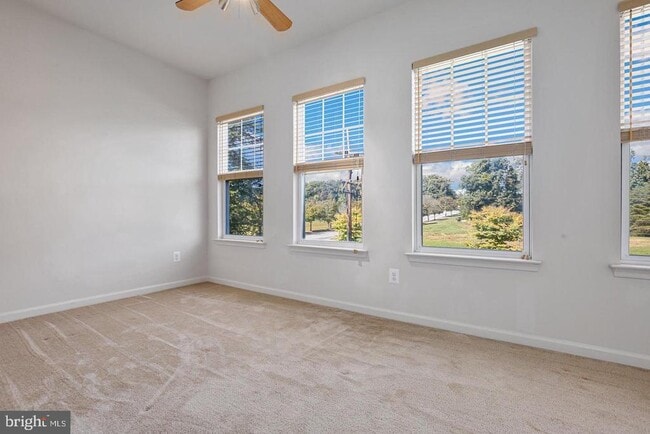 Building Photo - 13250 Shawnee Ln