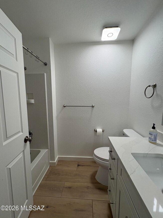 Building Photo - 10552 S Sunshower Way