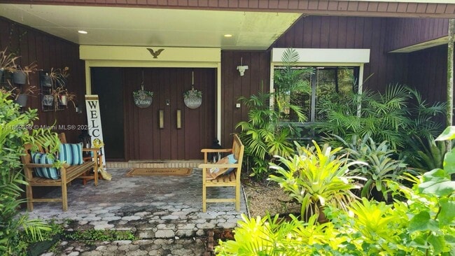 Building Photo - 15305 SW 74th Ct