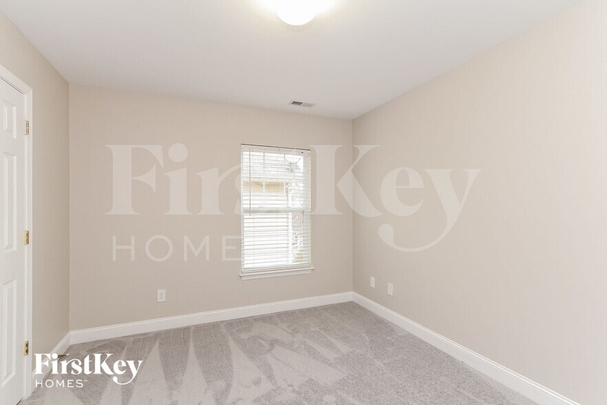 Building Photo - 12655 Windyedge Rd