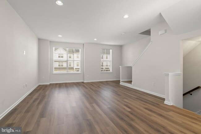 Building Photo - 69 Aviary Rd