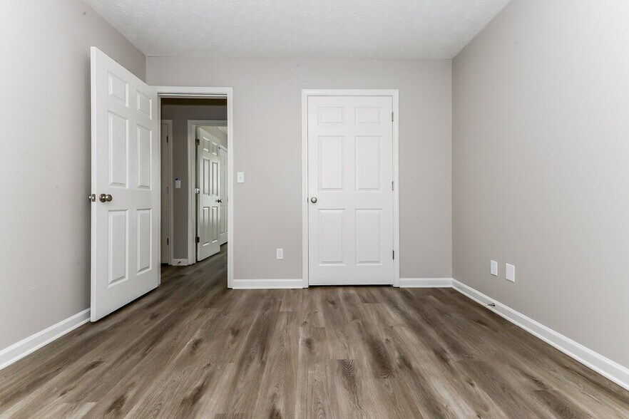 Building Photo - 2469 Miller Oaks Cir