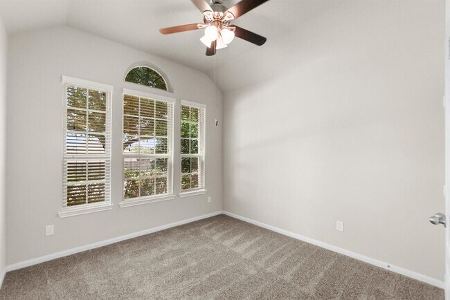 Building Photo - 3534 Woods Estates Dr