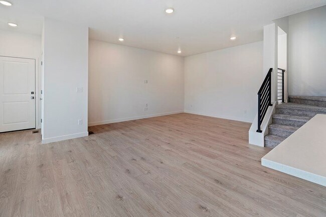 Building Photo - 4814 Washoe Ct