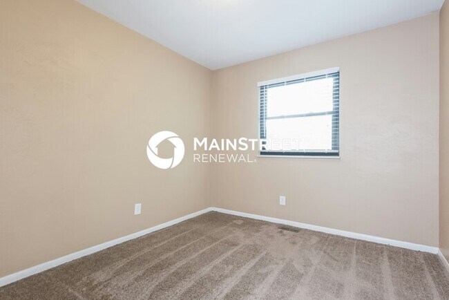 Building Photo - 3 Bedroom Pet-Friendly Home in Fenton, MO with Main Street Renewal