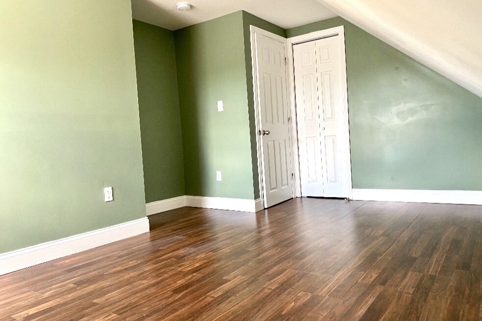 Bedroom #2 - 25 6th St