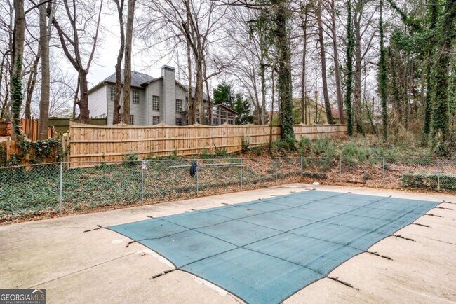 Building Photo - 103 Sterling Ct