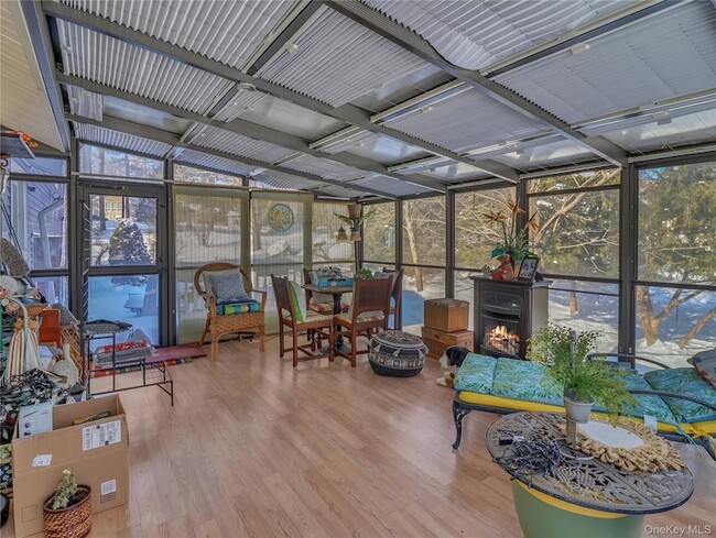 Building Photo - 6 Kenbar Rd