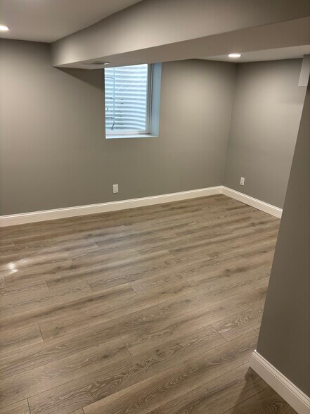 Building Photo - 3772 Zind Ln