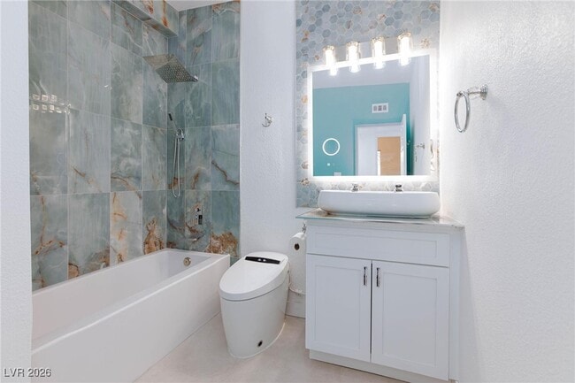 Building Photo - 3008 Lawndale St