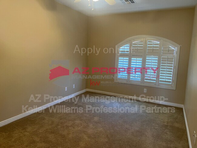 Building Photo - 27319 N Covered Wagon Rd