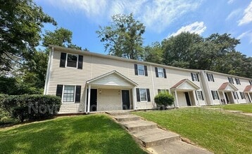 Building Photo - 749 South St