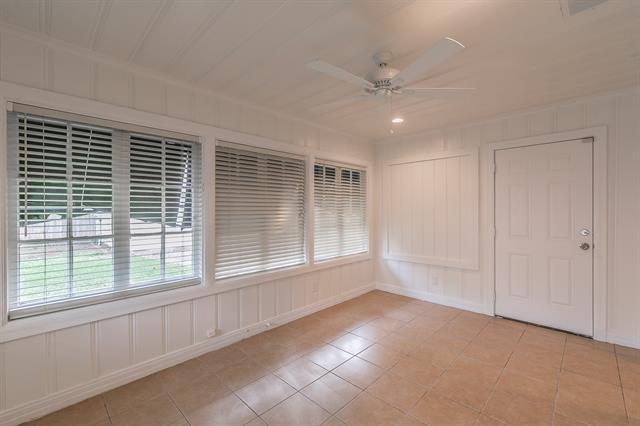 Building Photo - 5313 Collinwood Ave