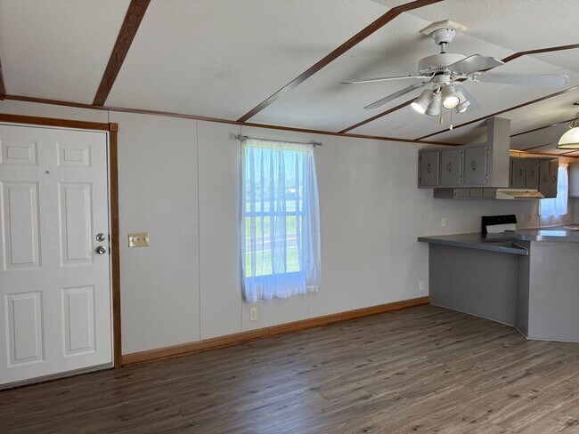 Building Photo - Charming Rural Home with Large Yard & Storage