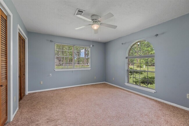 Building Photo - 24338 Redbud Ave