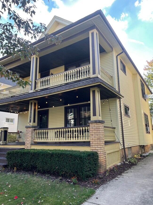 Front of house - 1276 Fry Ave