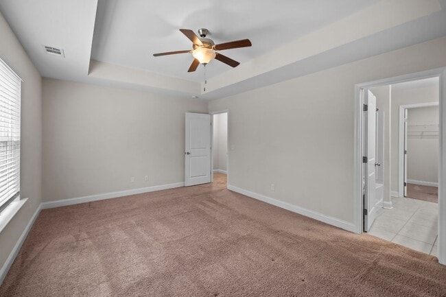 Building Photo - 147 Ainsdale Dr